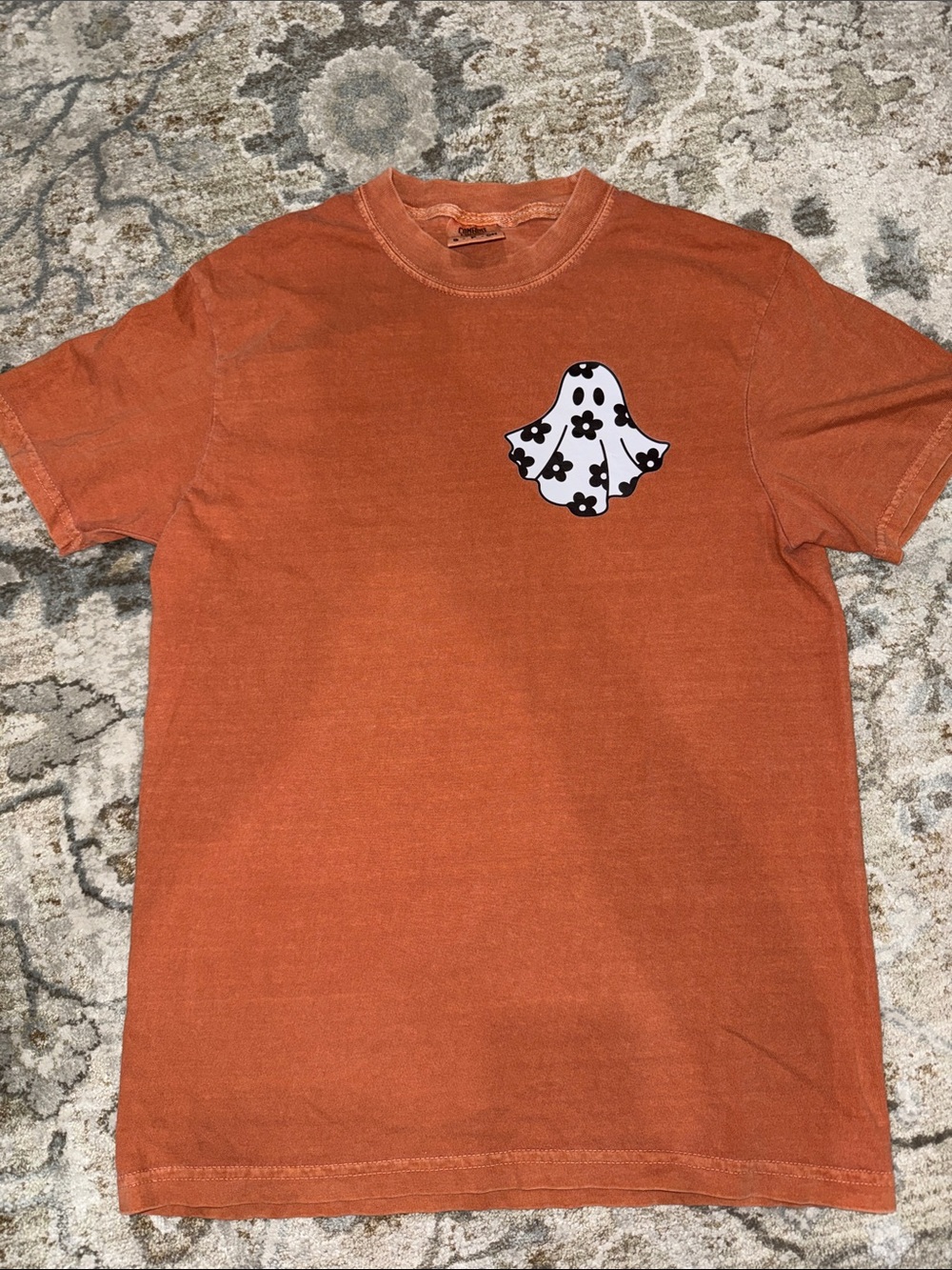 Scary Short-Sleeve Tee with Floral Ghost Patch 🎃 Halloween